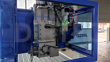 Фрезерный станок с ЧПУ DIRTEC 1325RL (пильный модуль, 180°)